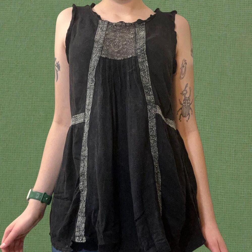 Pol Women's Black and White Blouse
